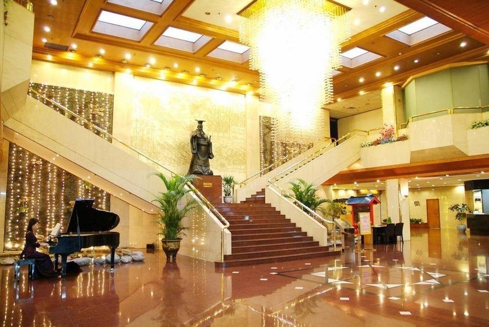 Dynasty Hotel Xi'an  Exterior photo